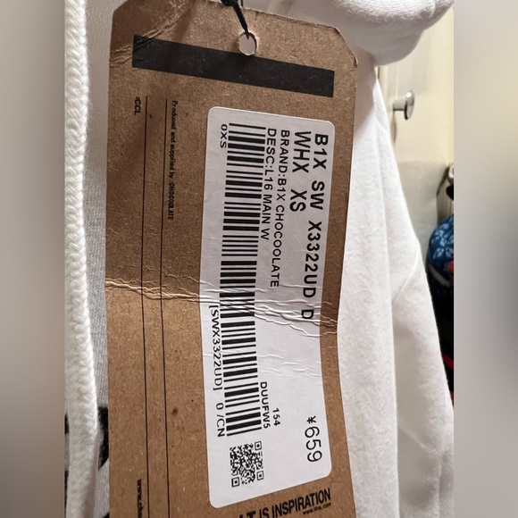 Chocoolate White Rabbit Hoodie Hooded Sweatshirt - Picture 7 of 8